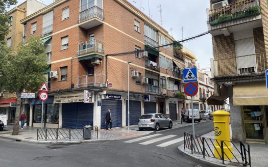 Vivienda en primera planta con Patio