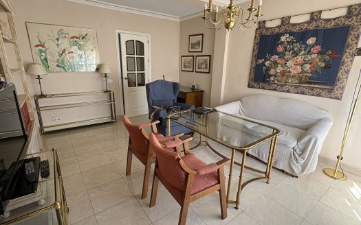 VIVIENDA DE 3 DORMITORIOS JUNTO A PASEO DE LA VICTORIA – CÓRDOBA