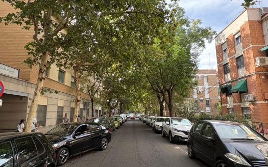 🏡 VIVIENDA DE 3 DORMITORIOS EN AVENIDA CRUZ DE JUÁREZ